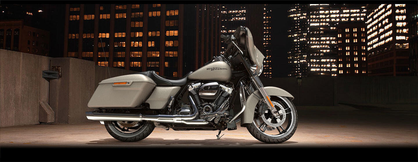 FLHX 2018 Street Glide®