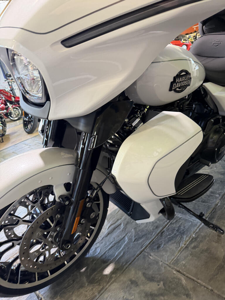 2026 Harley-Davidson® Street Glide Limited No Gimmicks, No Hidden Fees, photo 12