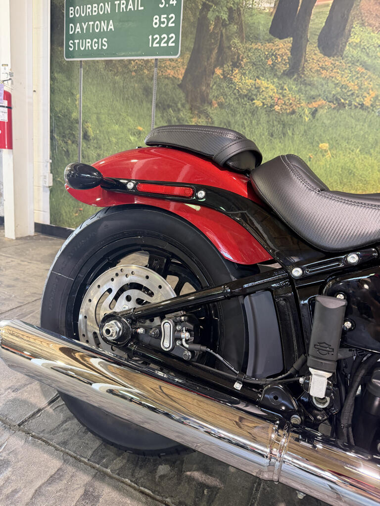 2026 Harley-Davidson® Street Bob® No Gimmicks, No Hidden Fees, photo 5