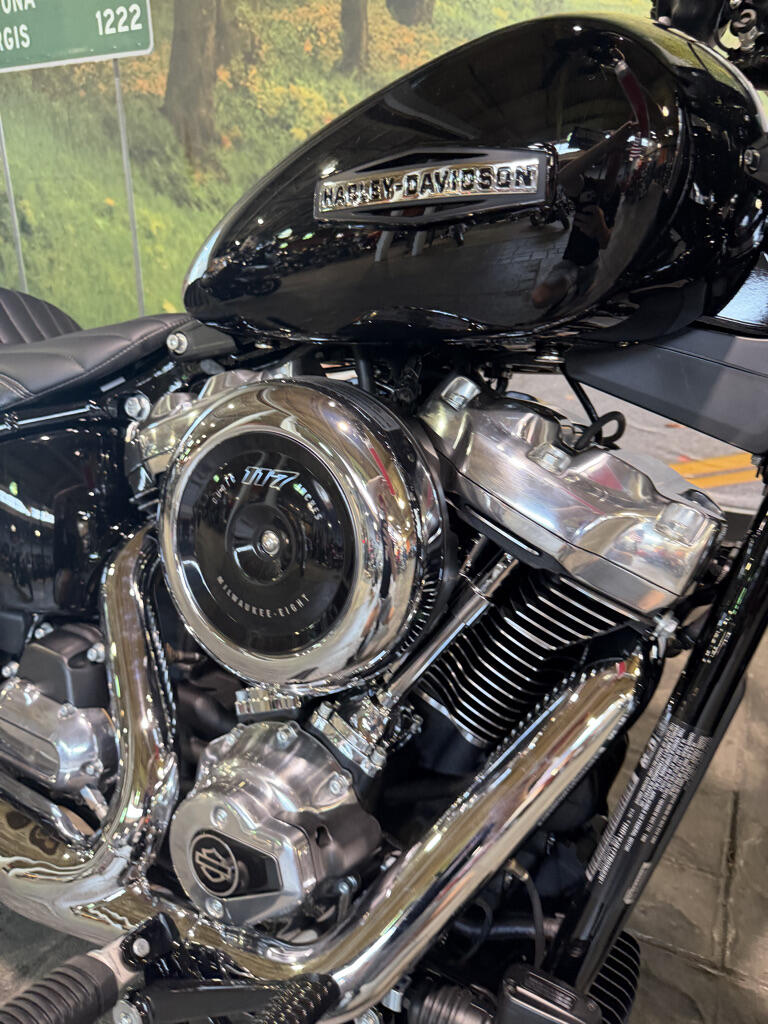2026 Harley-Davidson® Street Bob® No Gimmicks, No Hidden Fees, photo 3