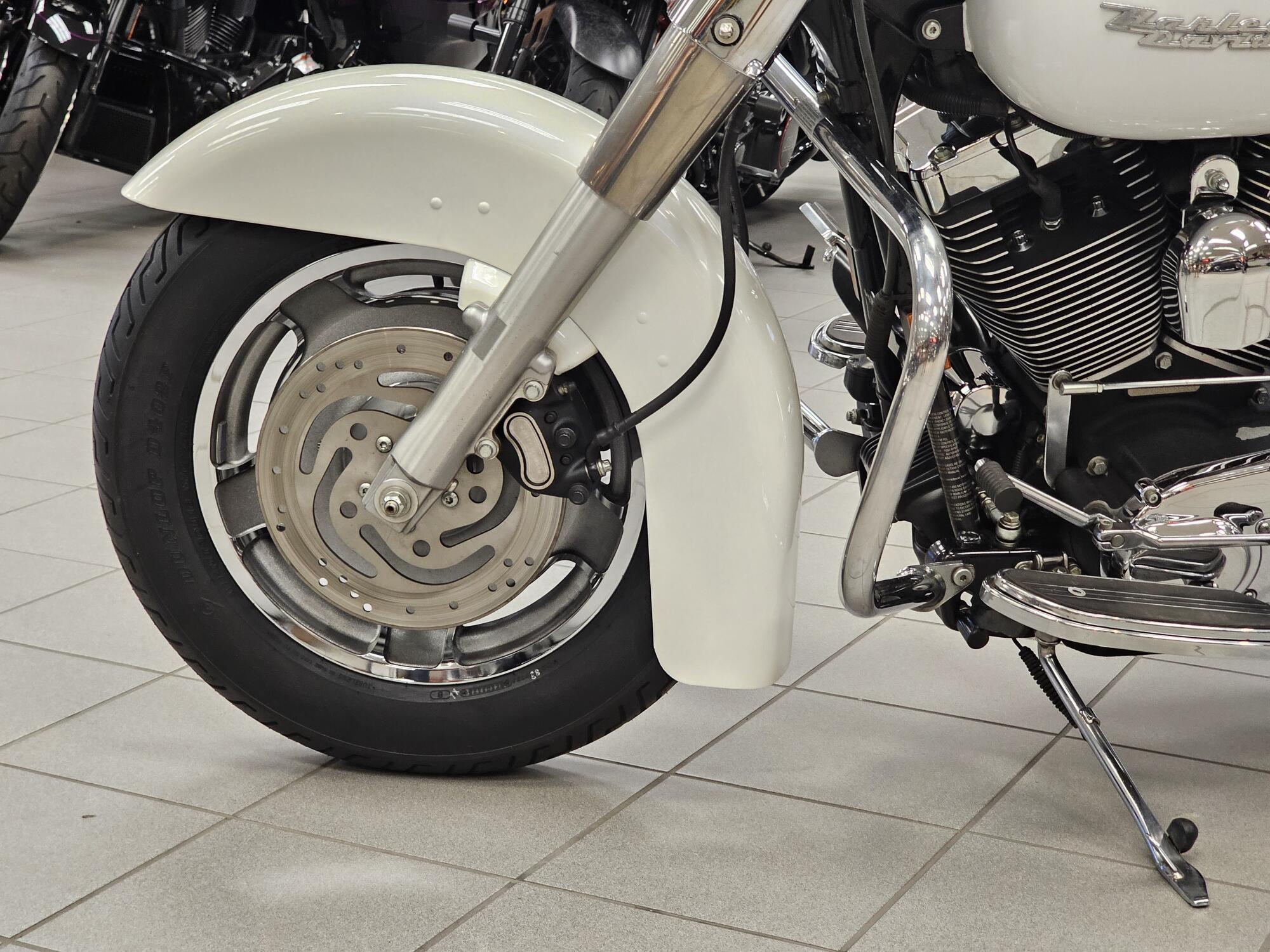 FLHRSI 2006 Road King Custom, photo 13