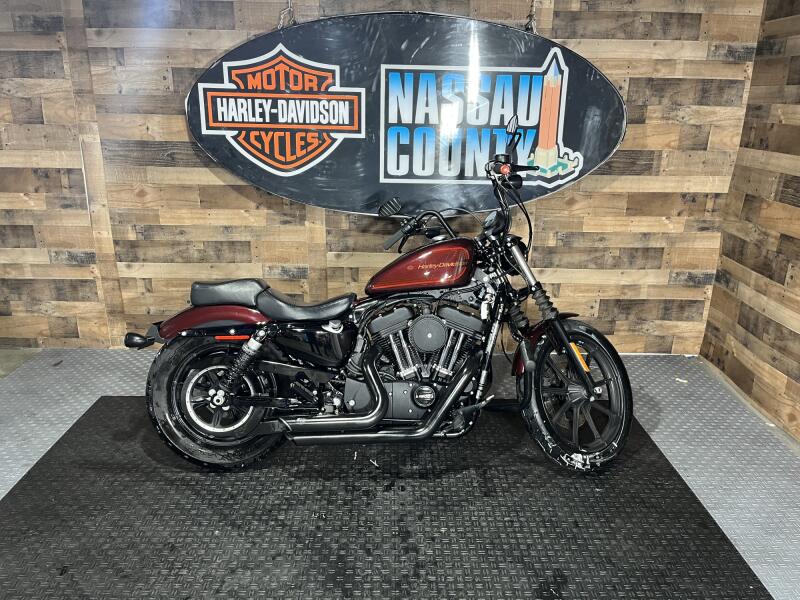 2018 Harley-Davidson® Iron 1200™ Twisted Cherry