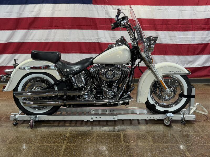 FLSTC 2015 Heritage Softail® Classic