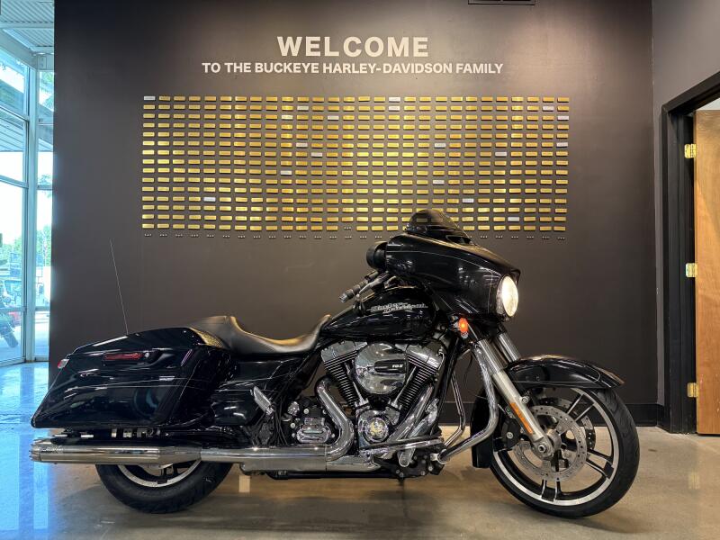 2014 Harley-Davidson® Street Glide® Special Vivid Black