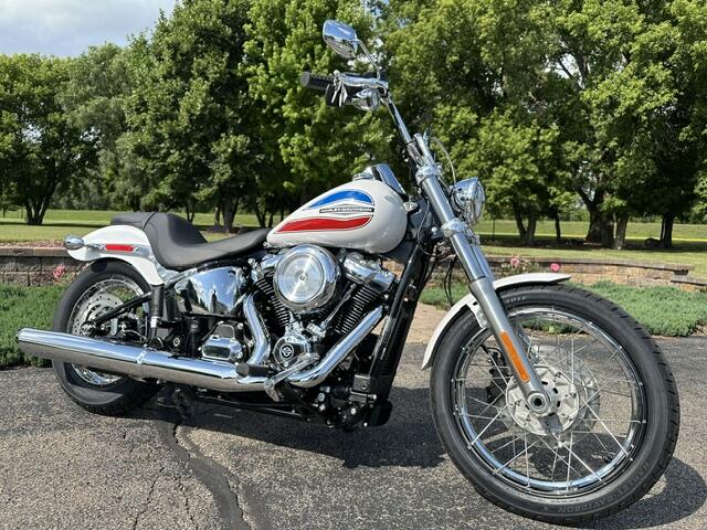 2026 Harley-Davidson® Super Glide® White Onyx Pearl