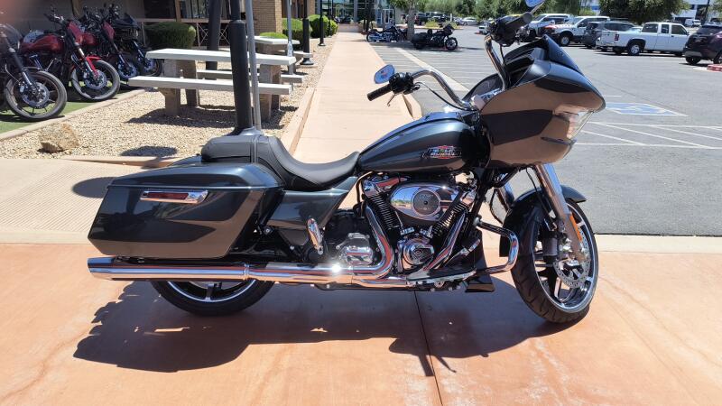 FLTRX 2025 Road Glide™