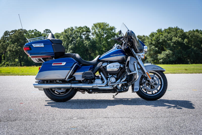 2017 Harley-Davidson Ultra Limited FLHTK