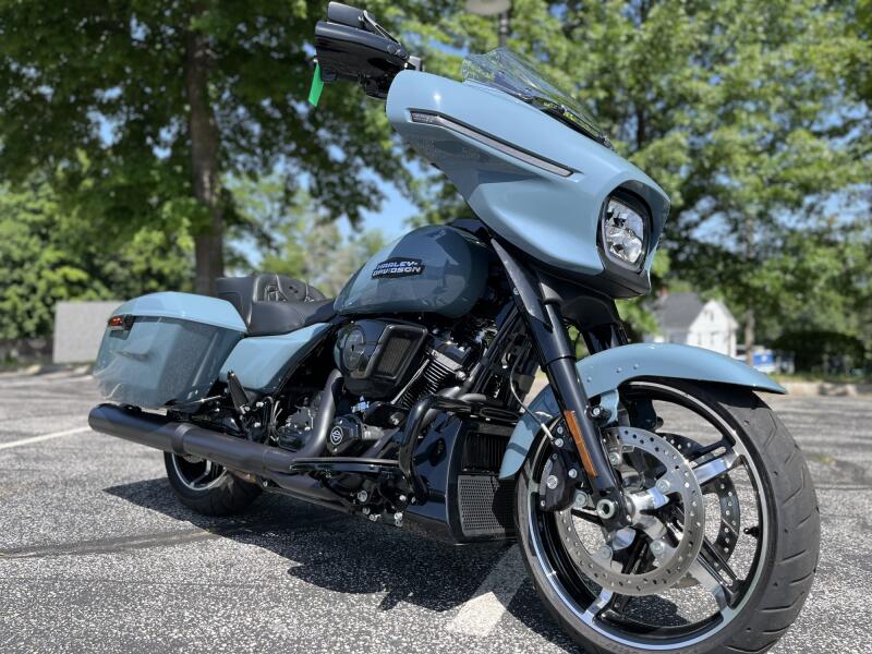 FLHX 2024 Street Glide®