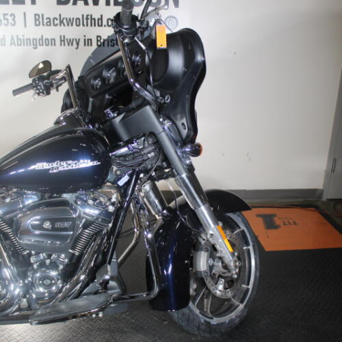 2020 Street Glide® FLHX  thumb 2