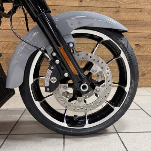 2026 Harley-Davidson® Road Glide 3 Dark Billiard Gray FLTRT thumb 1