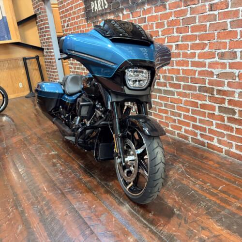 2026 Harley-Davidson® Street Glide® FLHX thumb 1