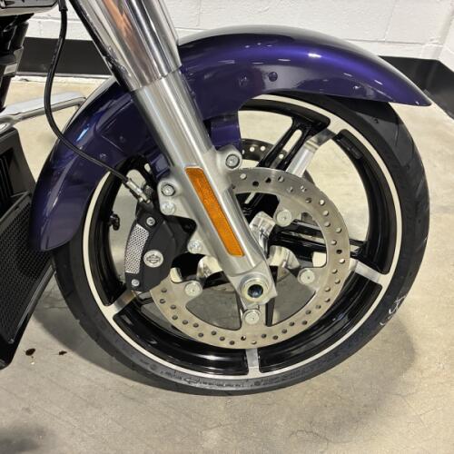 2026 Harley-Davidson® Road Glide® Purple Abyss FLTRX thumb 2