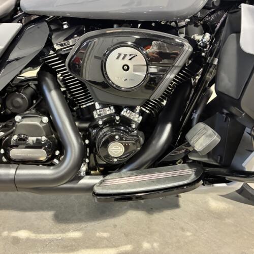 2026 Harley-Davidson® Street Glide Limited Dark Billiard Gray Black Trim FLHXL thumb 0