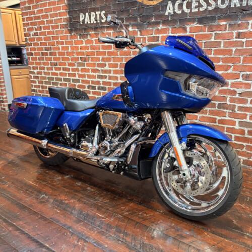 2025 Harley-Davidson® Road Glide™ FLTRX thumb 2