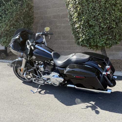 FLTRXS 2022 Road Glide® Special thumb 1