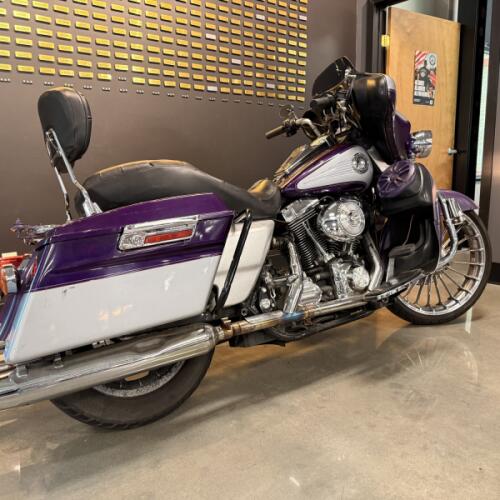 2001 Harley-Davidson® Electra Glide® Ultra Classic® Luxury Blue/Diamond Ice thumb 0