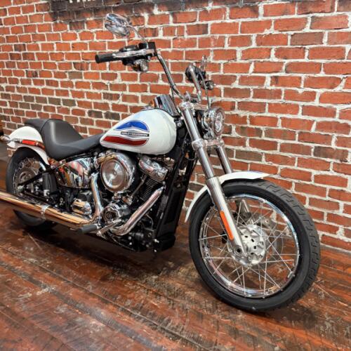 2026 Harley-Davidson® Super Glide® FXD thumb 3