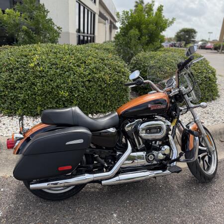 2015 Harley-Davidson® SuperLow® 1200T WHSKY/V BLK W/ PINSTRIPE thumb 3