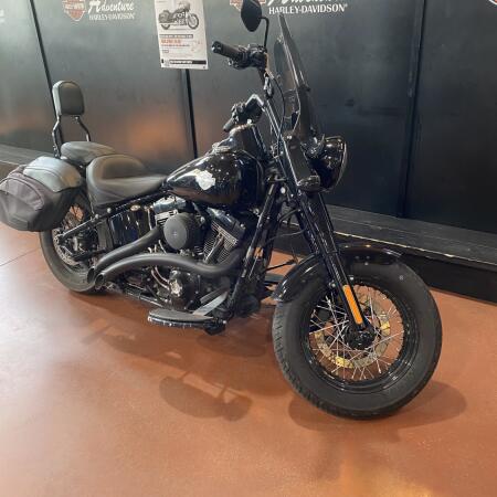 2016 Harley-Davidson® Softail Slim® S FLSS thumb 3
