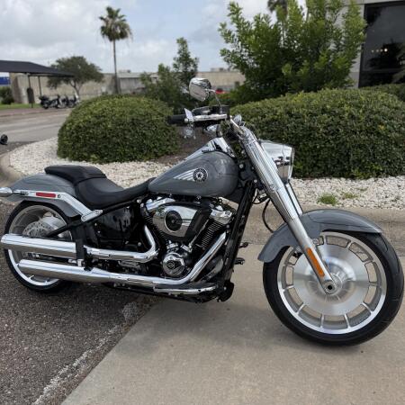 2026 Harley-Davidson® Fat Boy® DRK BILIARD GRY thumb 2
