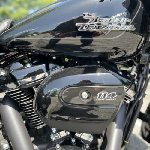 FLTRT 2024 Road Glide 3 thumb 2