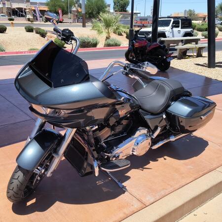 FLTRX 2025 Road Glide™ thumb 1