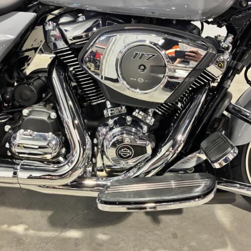 2026 Harley-Davidson® Street Glide® Dark Billiard Gray Chrome Trim  FLHX thumb 1