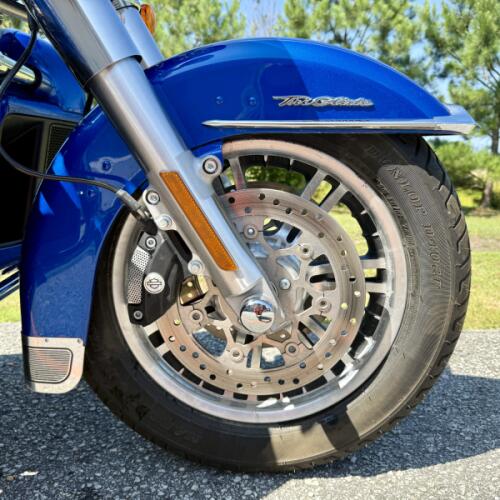 2024 Harley-Davidson Tri Glide Ultra FLHTCUTG  thumb 0