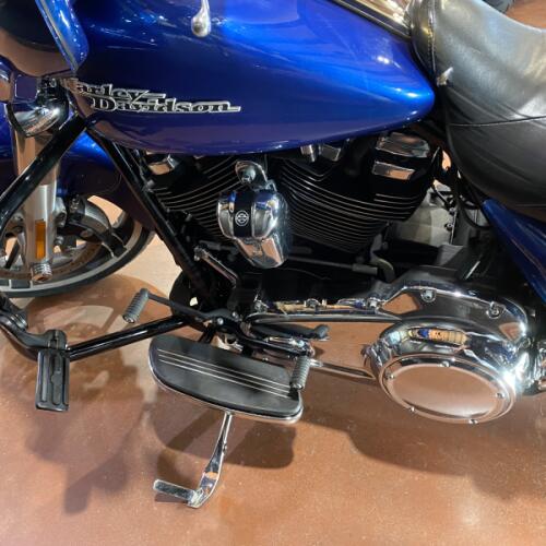 2017 Harley-Davidson® Street Glide® FLHX thumb 0