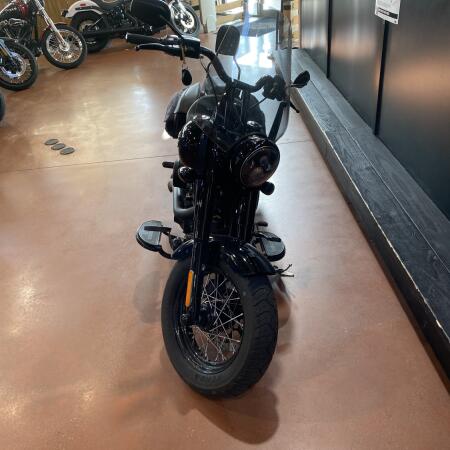 2016 Harley-Davidson® Softail Slim® S FLSS thumb 1
