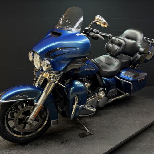 Harley-Davidson® Electra Glide® Ultra Limited 2014 FLHTK BLUE thumb 1