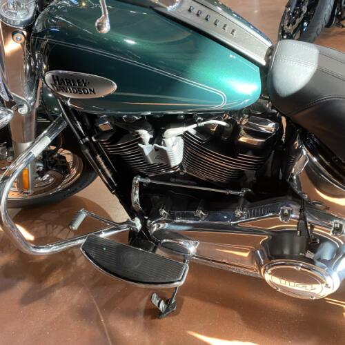 2024 Harley-Davidson® Heritage Classic FLHCS thumb 0