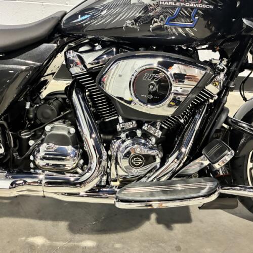 2026 Harley-Davidson® Road Glide® Midnight Ember FLTRX thumb 0