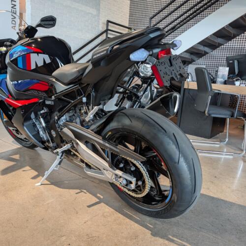 2026 M1000 RR thumb 0