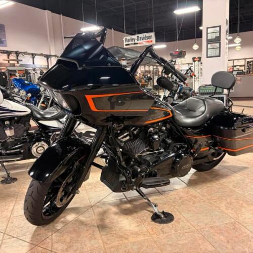 FLTRXS 2022 Road Glide® Special thumb 0