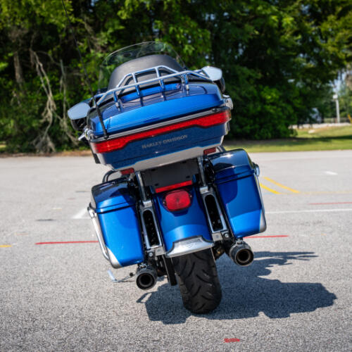 2017 Harley-Davidson Ultra Limited FLHTK thumb 2