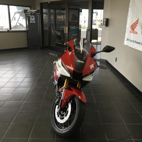R3 2026 YZF-R3 thumb 2