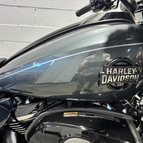 2026 Harley-Davidson® Street Glide Limited Iron Horse Metallic Black Trim FLHXL thumb 3