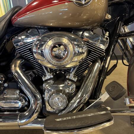 FLHR 2009 Road King® Classic thumb 3