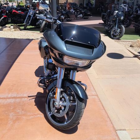 FLTRX 2025 Road Glide™ thumb 2