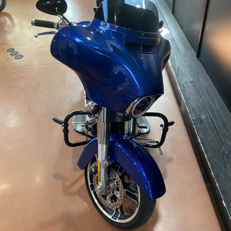 2017 Harley-Davidson® Street Glide® FLHX thumb 1