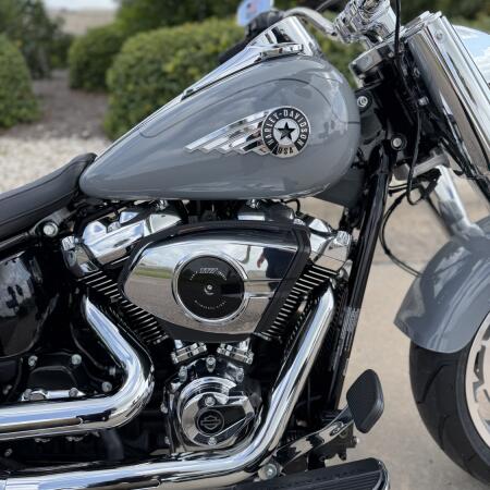 2026 Harley-Davidson® Fat Boy® DRK BILIARD GRY thumb 3