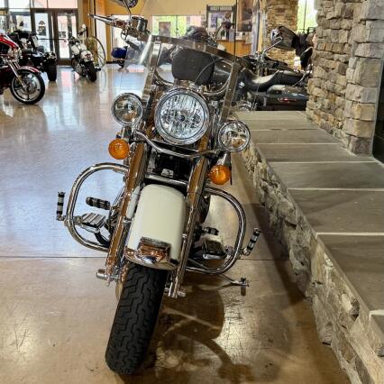 2005 FLSTC - Heritage Softail Classic thumb 2