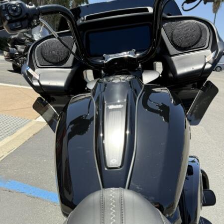 2026 Harley-Davidson® Road Glide™ Dark Billiard Gray Black Trim thumb 0