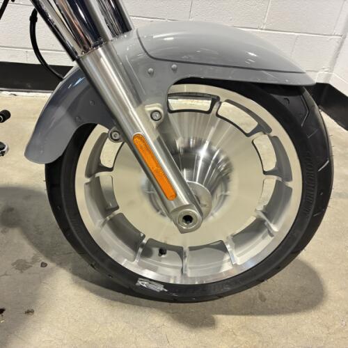 2026 Harley-Davidson® Fat Boy® Dark Billiard Gray FLFB thumb 2