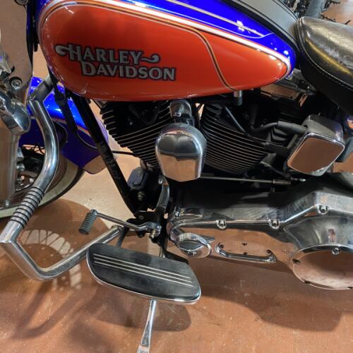 2005 Harley-Davidson® Heritage Softail® Classic FLSTCI thumb 0
