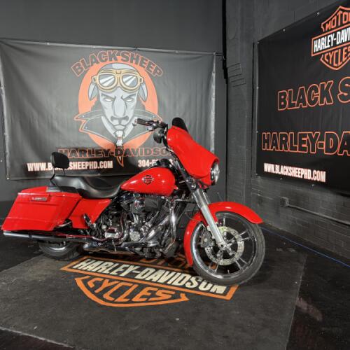 2017 Harley-Davidson Street Glide Special FLHXS thumb 3