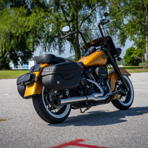 2023 Harley-Davidson Heritage Classic FLHCS thumb 3