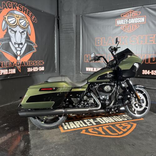 2026 Harley-Davidson® Road Glide® FLTRX  thumb 2