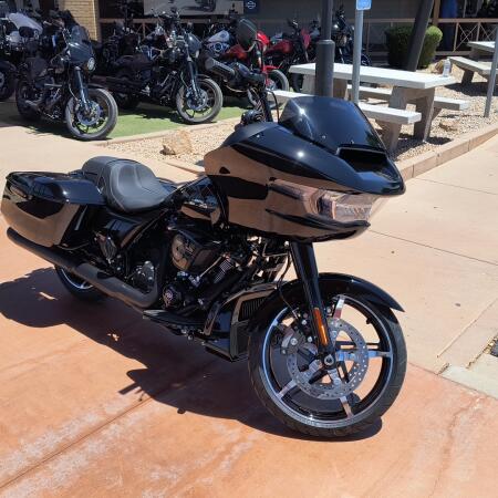 FLTRX 2026 Road Glide® thumb 3
